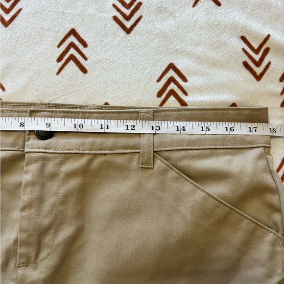 Vintage Genuine Dickies Women’s Khaki Mini Skirt Size 10 Minimalist Y2K - Picture 9 of 10